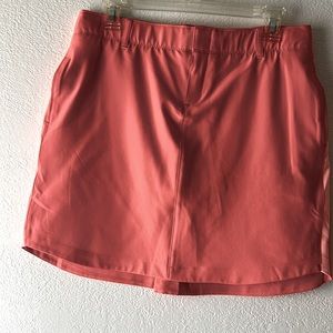 Skirt short. Under Armour size  8